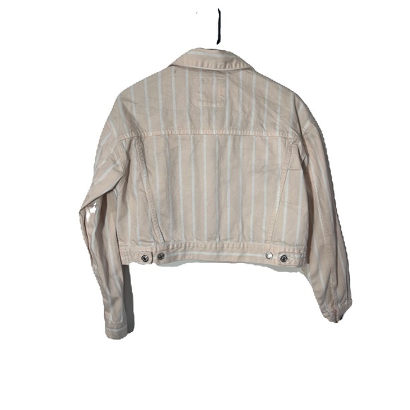 FOREVER 21 CROPPED STRIPED DENIM JACKET IN SIZE MEDIUM - Picture 2 of 4